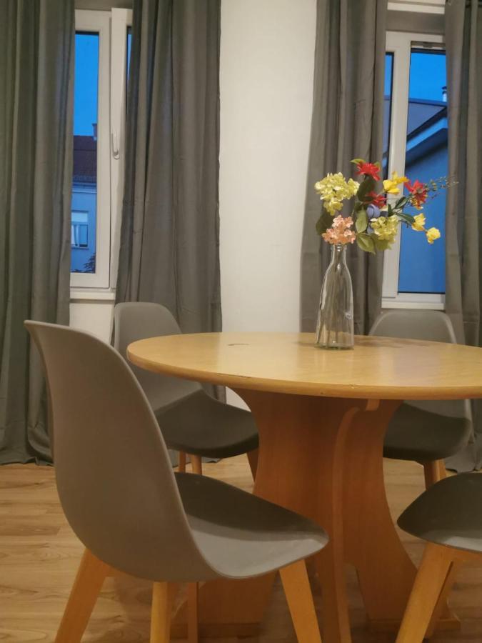 דירות וינה Beautiful, Spacious And Cheap מראה חיצוני תמונה